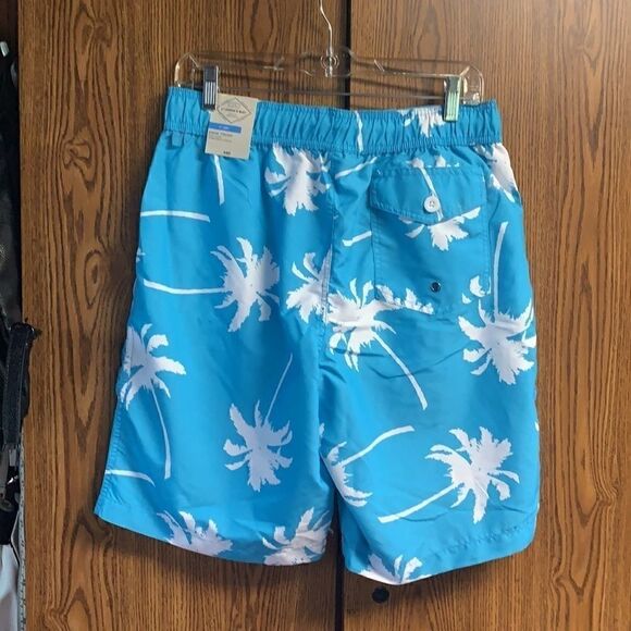 St. John’s Bay Swim Trunks Sz S NWT - Picture 2 of 6